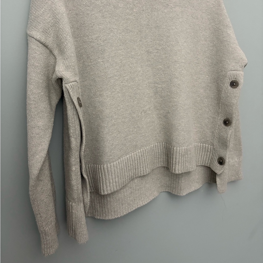 Madewell Gray "Brownstone" Side-Button Crewneck Sweater Size M - Picture 4 of 14